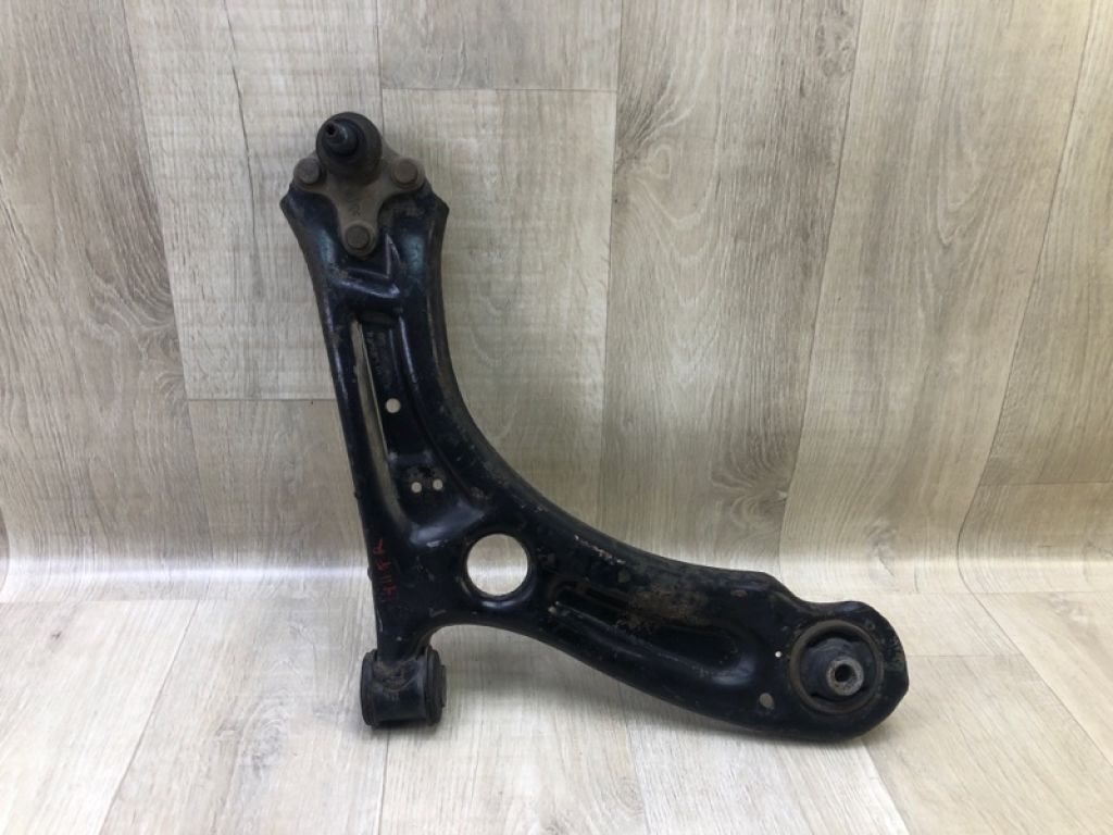 5C0 407 152 B | Важіль передньої підвіски нижній прав. VOLKSWAGEN JETTA USA 10-17