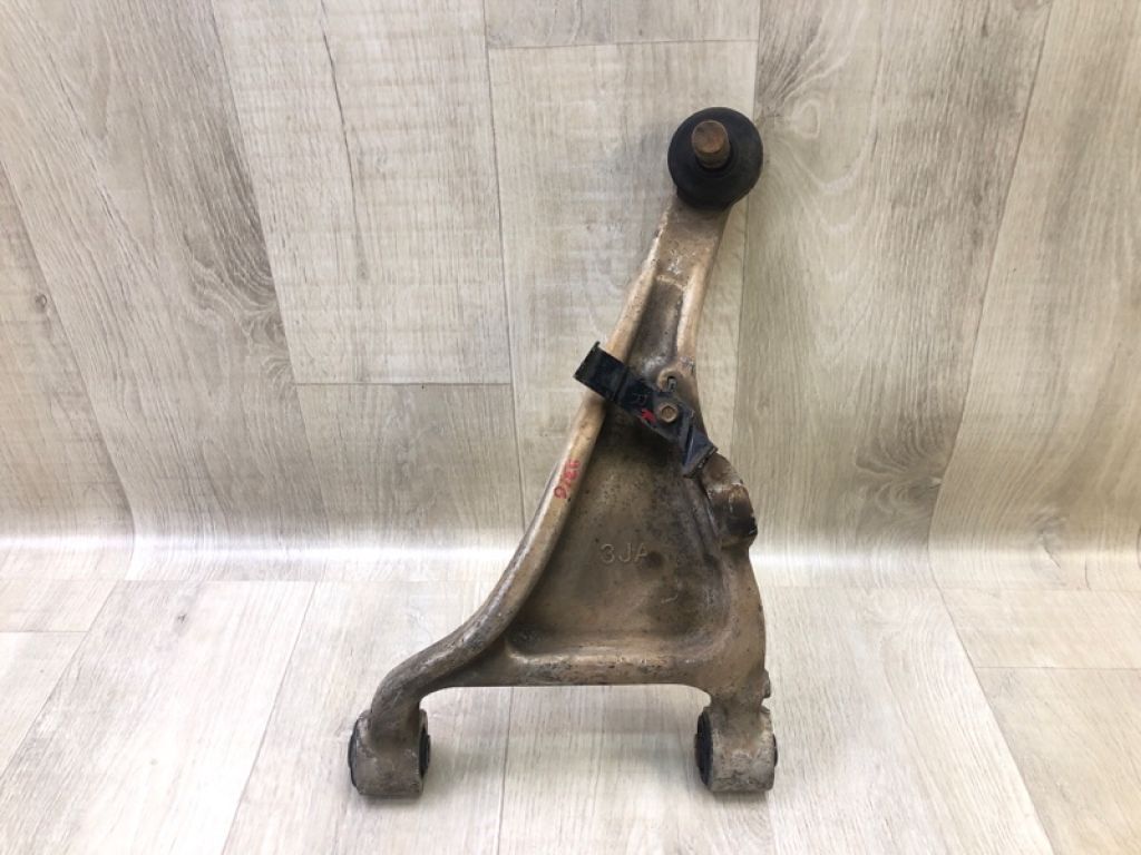 555013JA0A | Важіль задньої підвіски поперечний верхній прав. NISSAN PATHFINDER R52 12-21