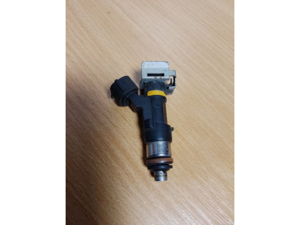 16600-CD70A | Форсунка топливная INFINITI M35/M45 04-10