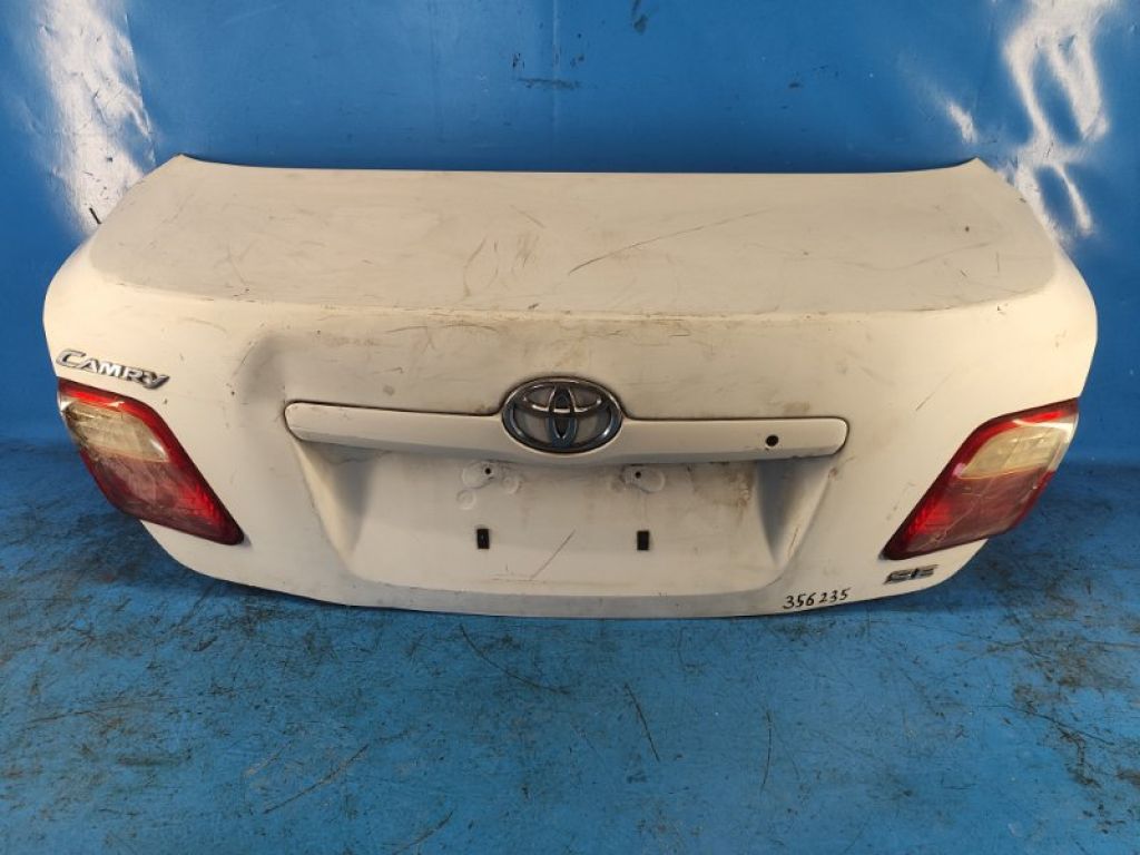 6440106280 | Крышка багажника TOYOTA CAMRY 40 06-11