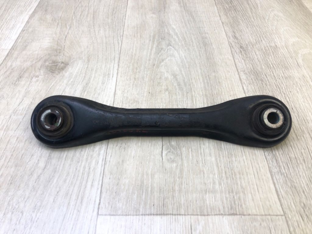 BV6Z-5500-D | Рычаг задней подвески поперечный нижний лев. FORD FOCUS 10-18