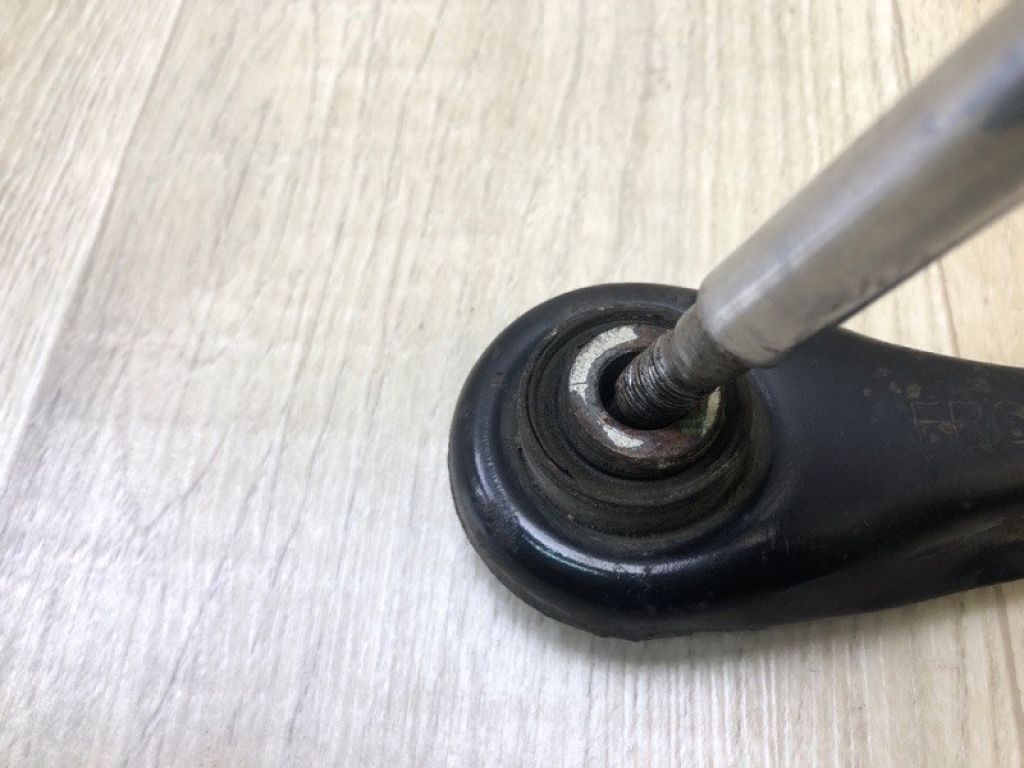 BV6Z-5500-D | Рычаг задней подвески поперечный нижний лев. FORD FOCUS 10-18 - Фото 5