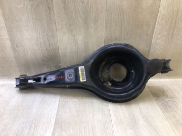 Важіль задньої підвіски нижній поперечний лів. FORD FOCUS 10-18