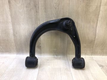 Рычаг передней подвески верхний лев. TOYOTA TACOMA 05-15