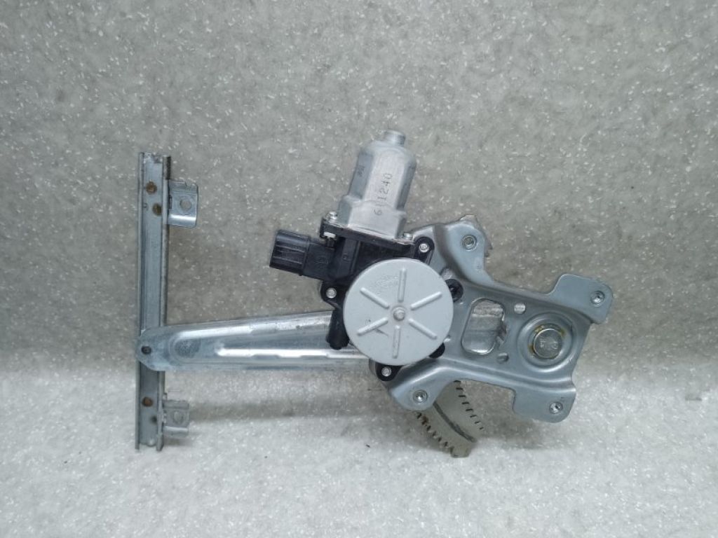 MR573879 | Стеклоподъемник задн. лев. MITSUBISHI OUTLANDER XL 05-13