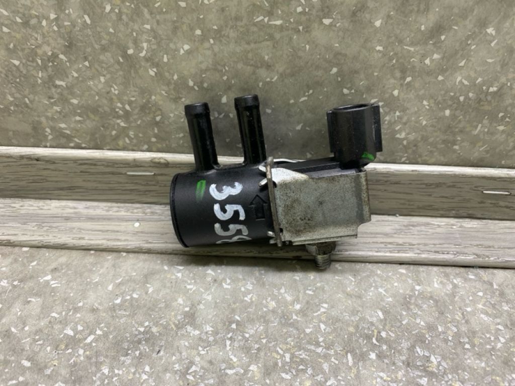 16131AA070 | Клапан электромагнитный (вакуумный) SUBARU LEGACY 09-15 BM