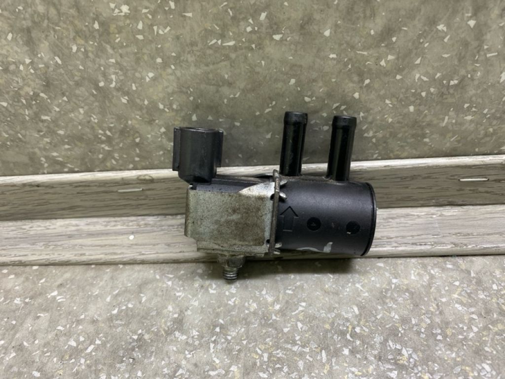 16131AA070 | Клапан электромагнитный (вакуумный) SUBARU LEGACY 09-15 BM - Фото 2