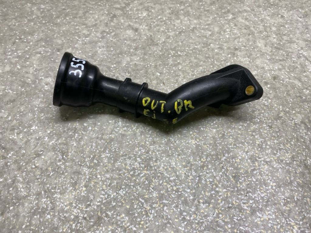 15250AA030 | Маслозаливна горловина SUBARU LEGACY 09-15 BM