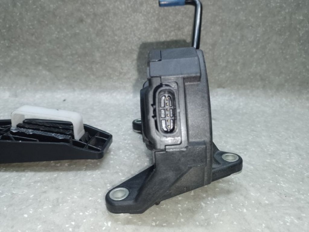 78101-06010 | Педаль газу TOYOTA CAMRY 70 17- - Фото 5