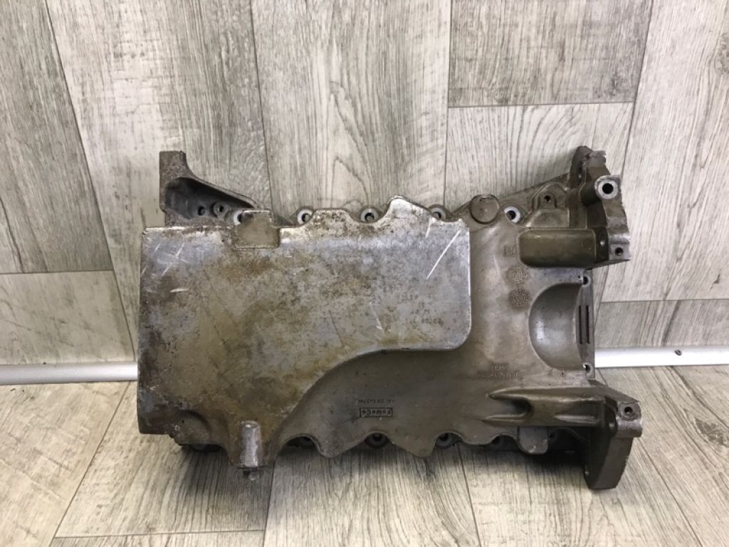 CY01-10-400A | Піддон двигуна MAZDA CX-9 06-16