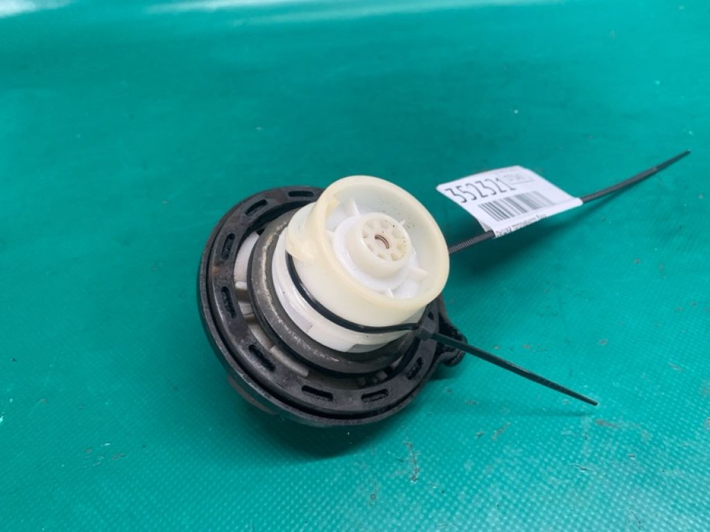 31010-3L600 | Кришка паливного бака HYUNDAI SONATA YF 10-14 - Фото 3