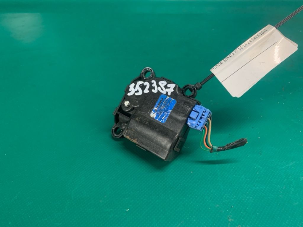 97162-3SAA0 | Моторчик заслінки пічки HYUNDAI SONATA YF 10-14 - Фото 2