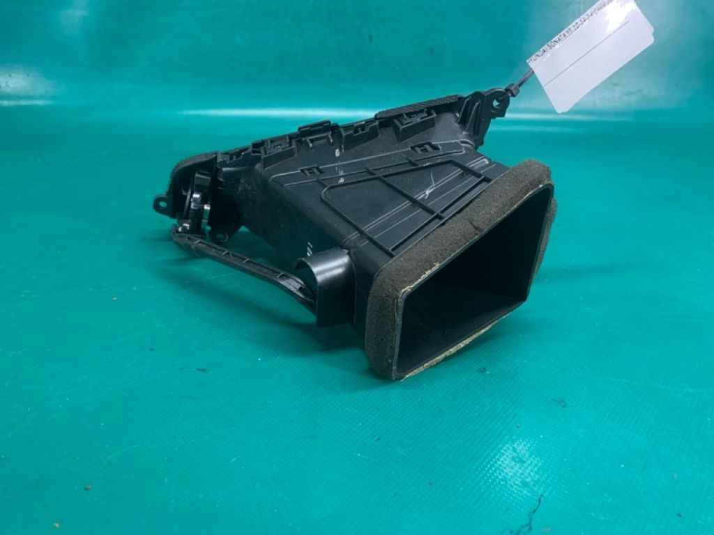 97490-3S101YE3 | Дефлектор повітряний прав. HYUNDAI SONATA YF 10-14 - Фото 5