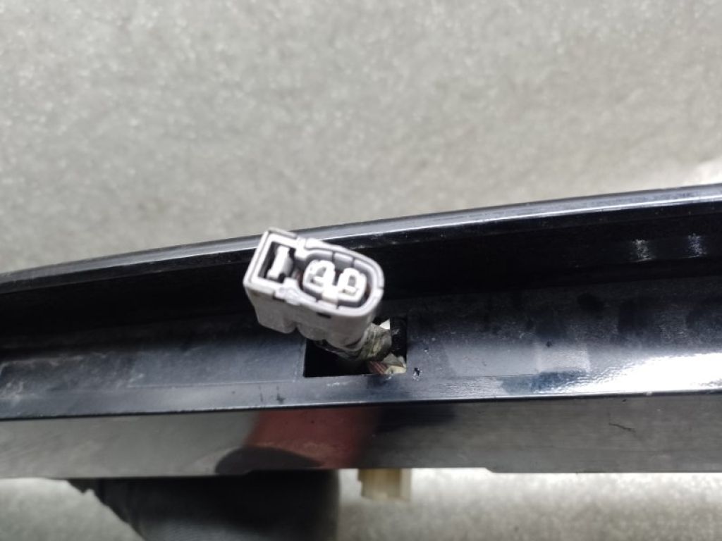 76085-76900-C0 | Спойлер кришки багажника LEXUS CT200 11-17 - Фото 4