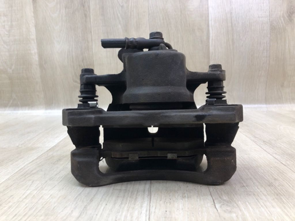 47750-02400 | Супорт гальмівний передн. лів. TOYOTA COROLLA 150 06-13 - Фото 3