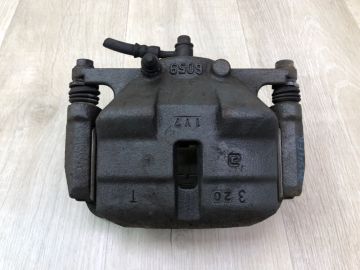 Супорт гальмівний передн. прав. NISSAN ROGUE 08-15