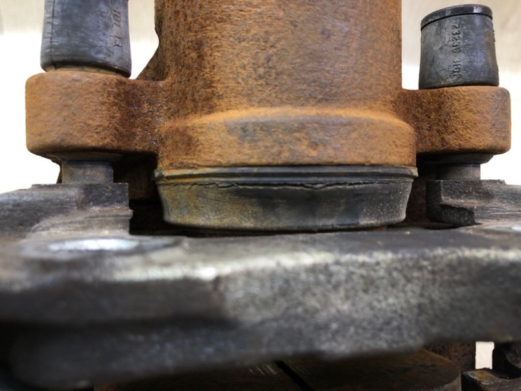 CV6Z-2B121-A | Суппорт тормозной передн. лев. FORD FOCUS 10-18 - Фото 8