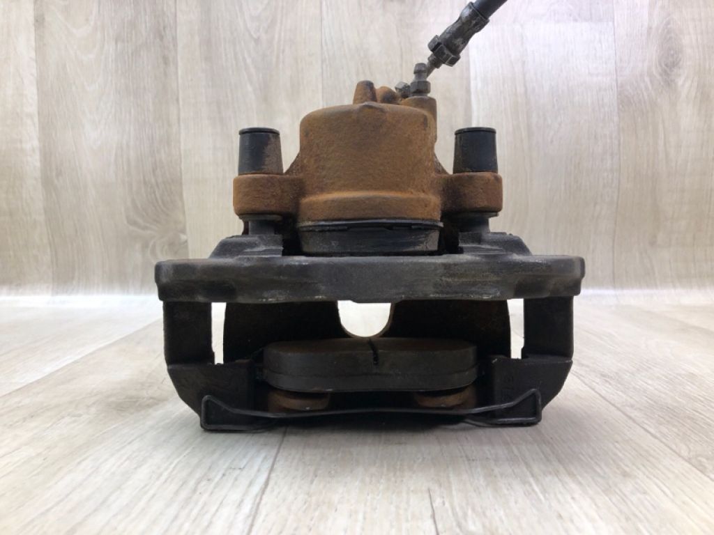 CV6Z-2B120-A | Супорт гальмівний передн. прав. FORD FOCUS 10-18 - Фото 3