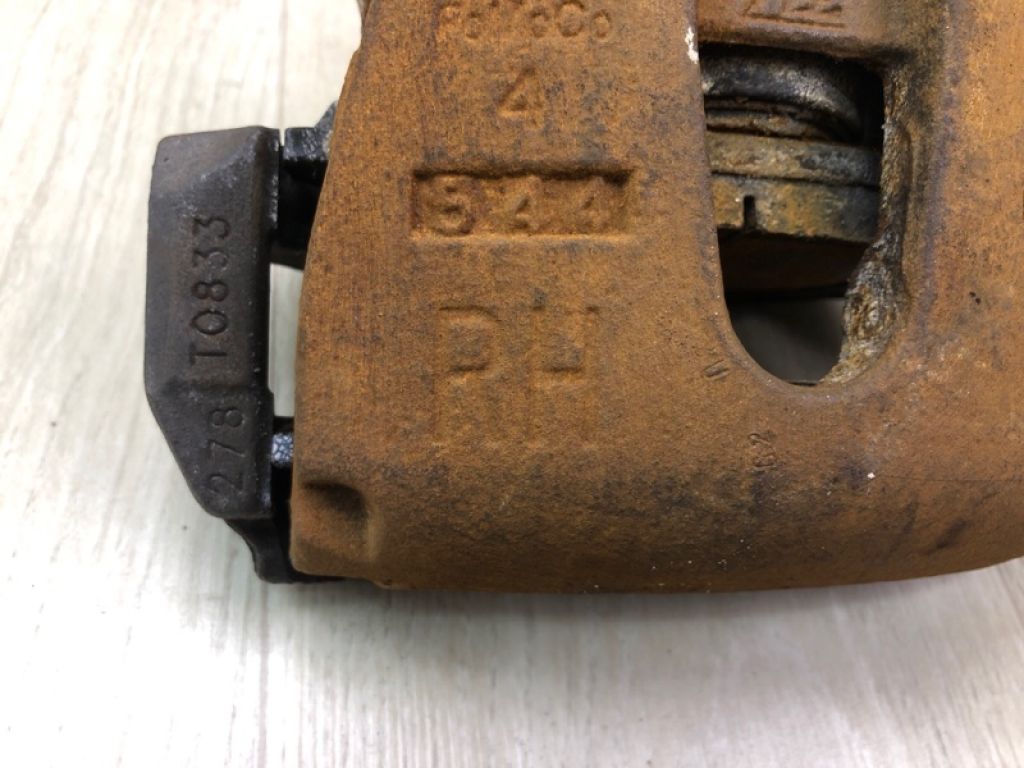 CV6Z-2B120-A | Супорт гальмівний передн. прав. FORD FOCUS 10-18 - Фото 7