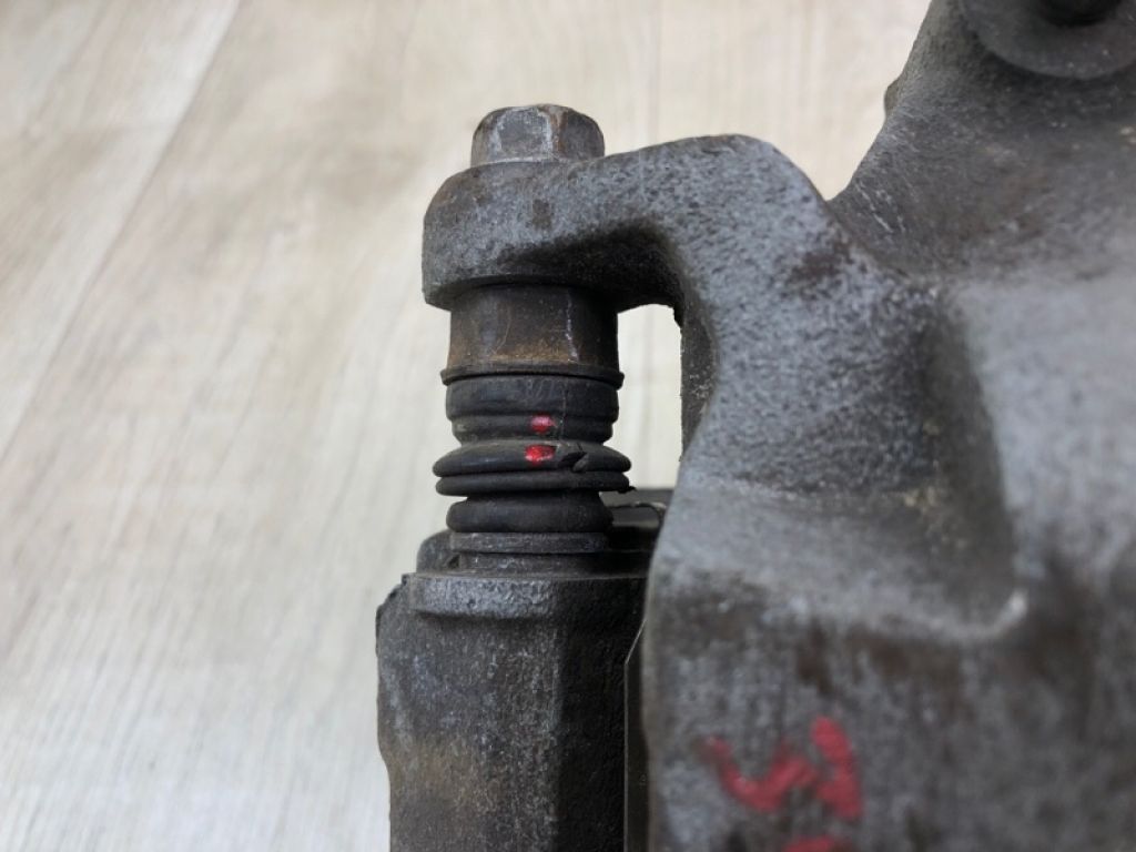 41001-CG000 | Супорт гальмівний передн. прав. INFINITI FX S50 03-08 - Фото 6