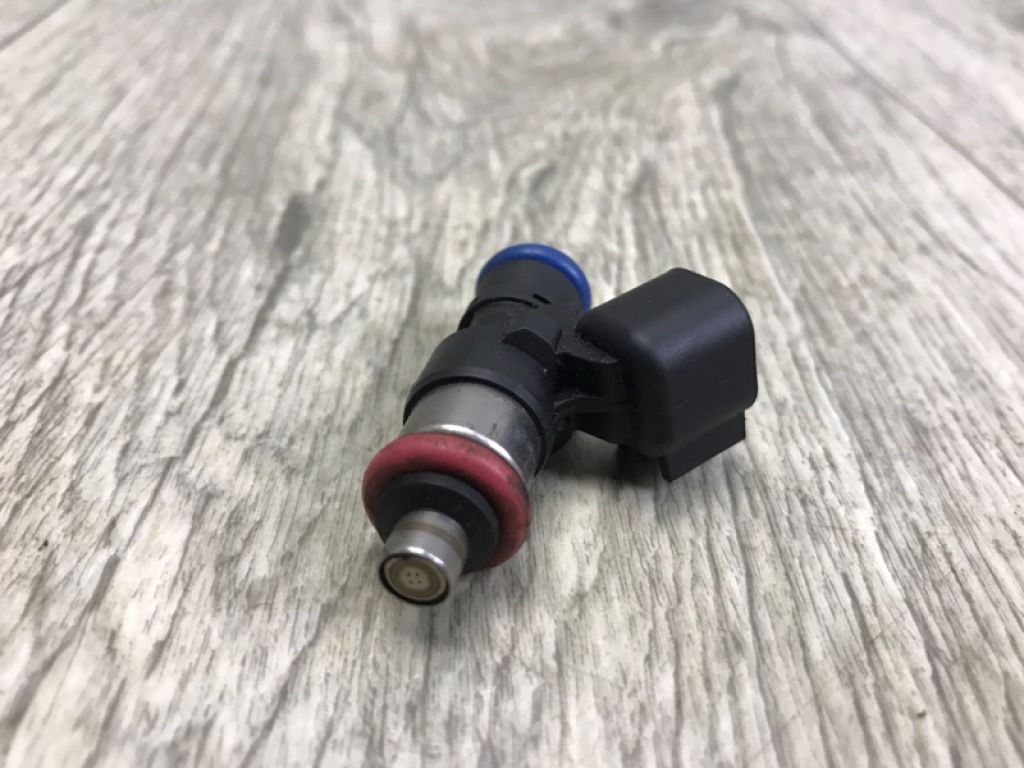 CY01-13-250 | Форсунка паливна MAZDA CX-9 06-16 - Фото 2