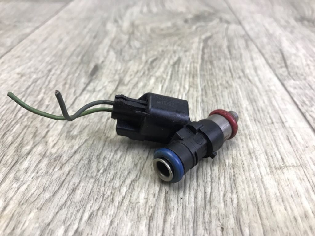 CY01-13-250 | Форсунка паливна MAZDA CX-9 06-16 - Фото 3