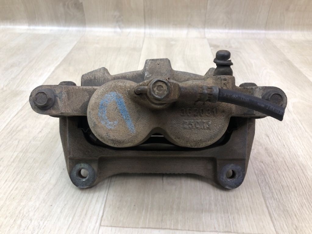 47730-0T010 | Супорт гальмівний передн. прав. TOYOTA VENZA 09-16 - Фото 4