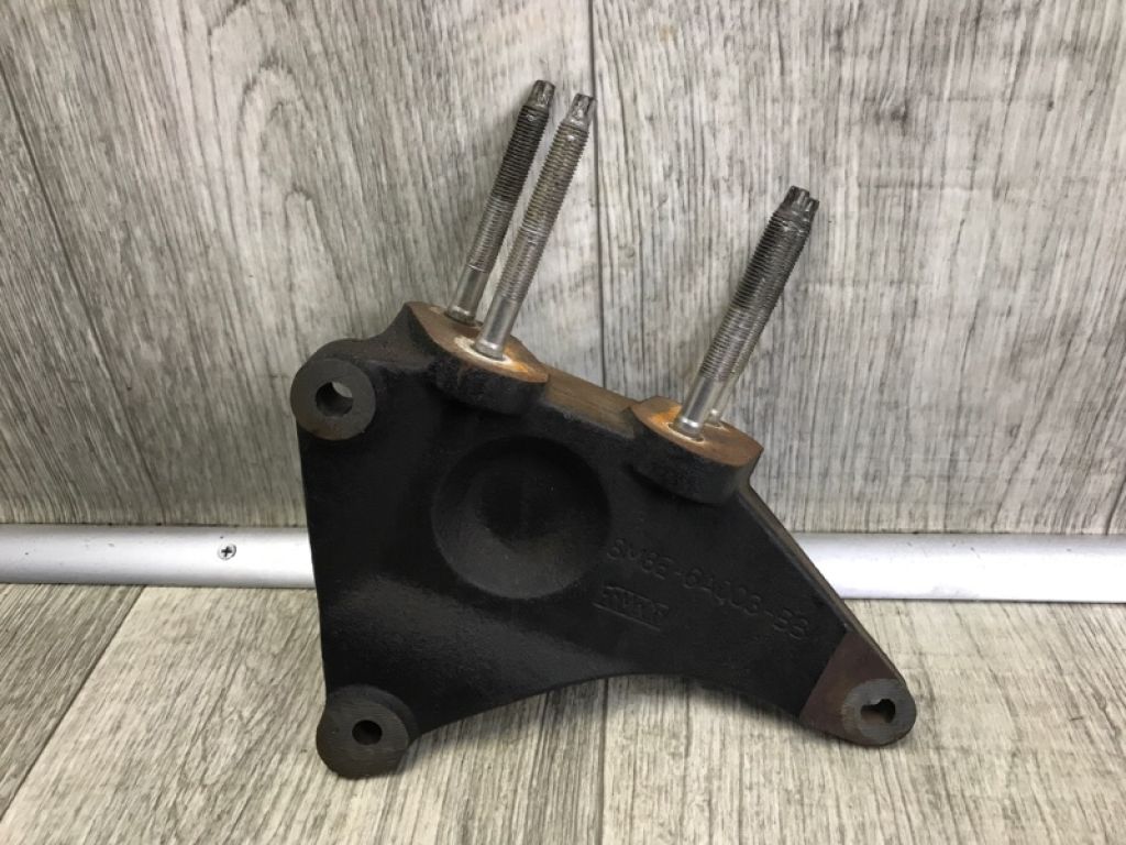 GS4H-39-031A | Кронштейн двигуна MAZDA CX-9 06-16