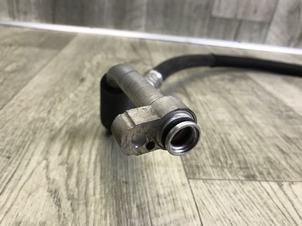 TD84-61-462A | Трубка кондиціонеру MAZDA CX-9 06-16 - Фото 3