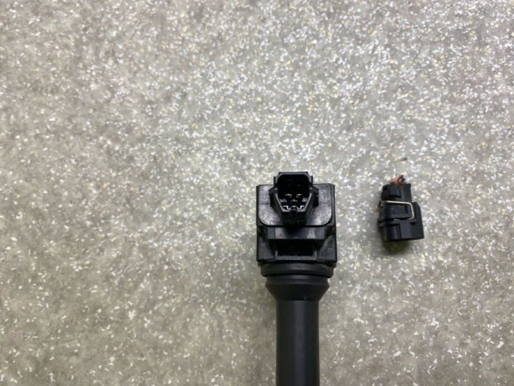 22433AA70A | Котушка запалювання SUBARU LEGACY BN 14-18 - Фото 3