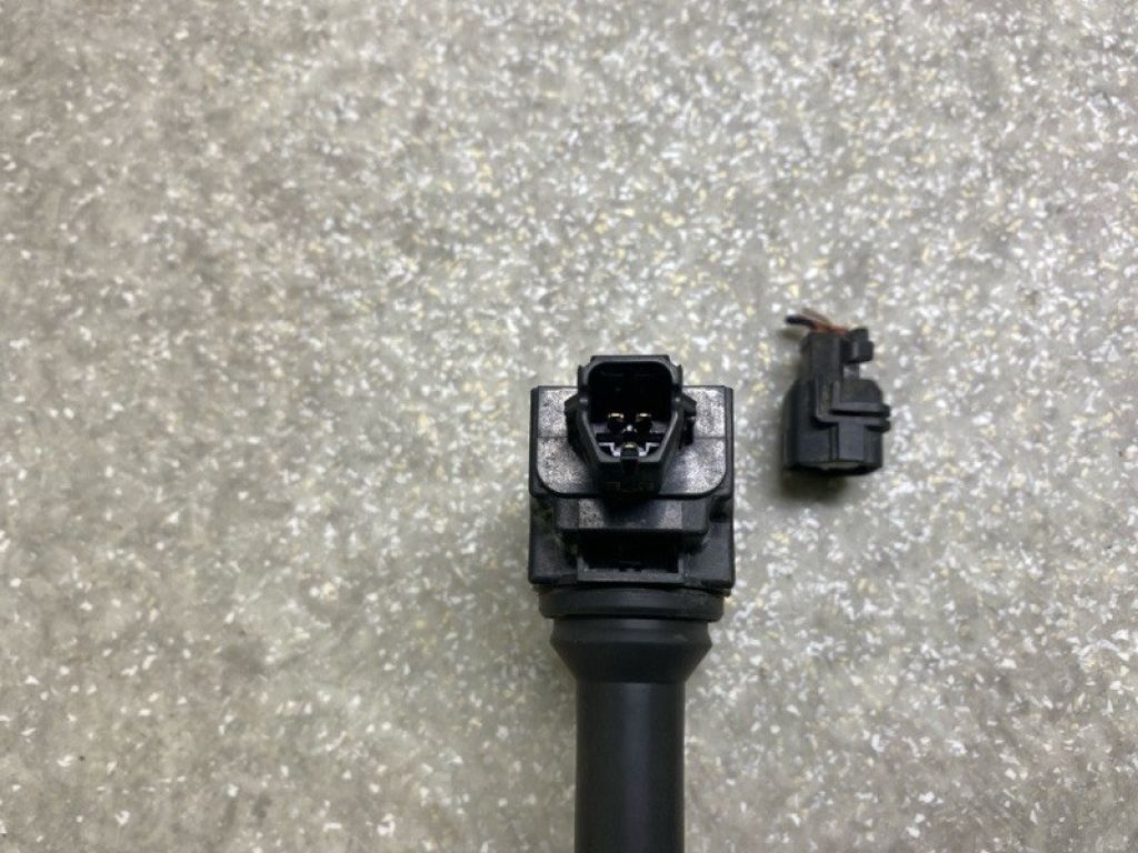 22433AA70A | Котушка запалювання SUBARU LEGACY BN 14-18 - Фото 3