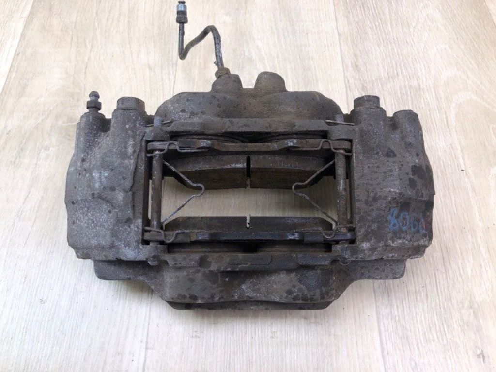 47750-04092 | Супорт гальмівний передн. лів. TOYOTA TACOMA 05-15