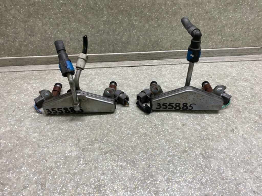 16611AA77A | Форсунка паливна лів. SUBARU LEGACY 09-15 BM