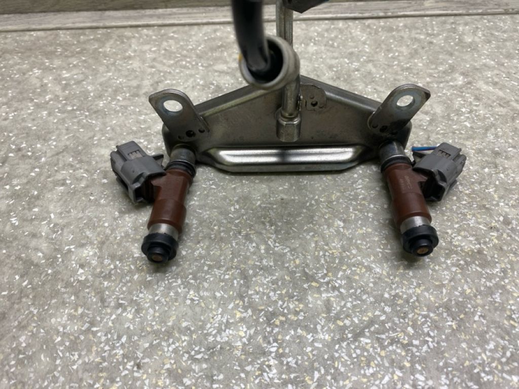 16611AA77A | Форсунка паливна лів. SUBARU LEGACY 09-15 BM - Фото 6