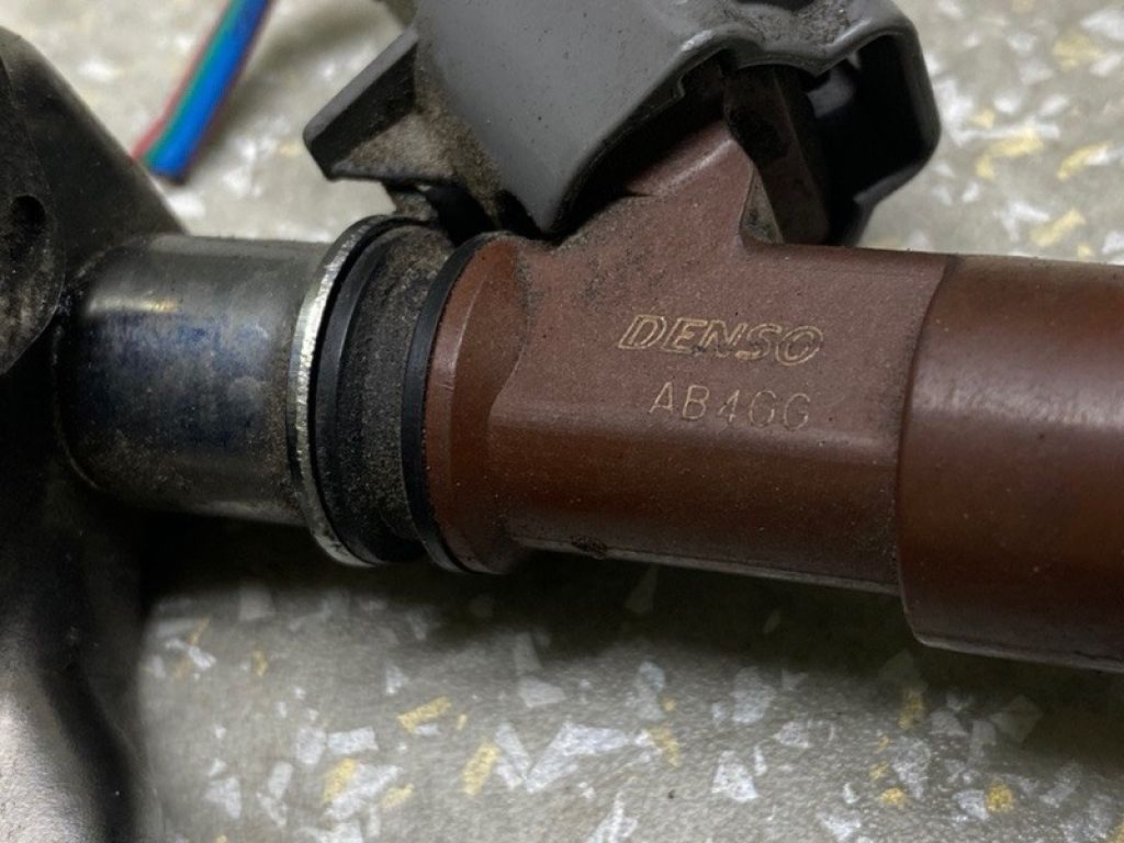 16611AA77A | Форсунка паливна лів. SUBARU LEGACY 09-15 BM - Фото 7