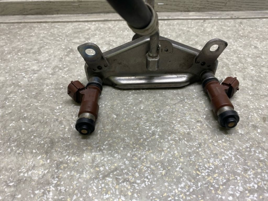 16611AA77A | Форсунка топливная лев. SUBARU LEGACY 09-15 BM - Фото 3