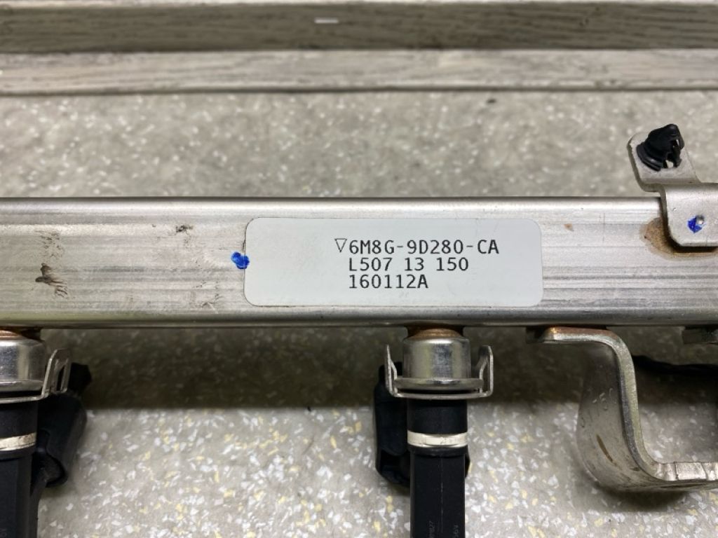 9E5Z-9F593-A | Форсунка топливная FORD ESCAPE 12-19 - Фото 3