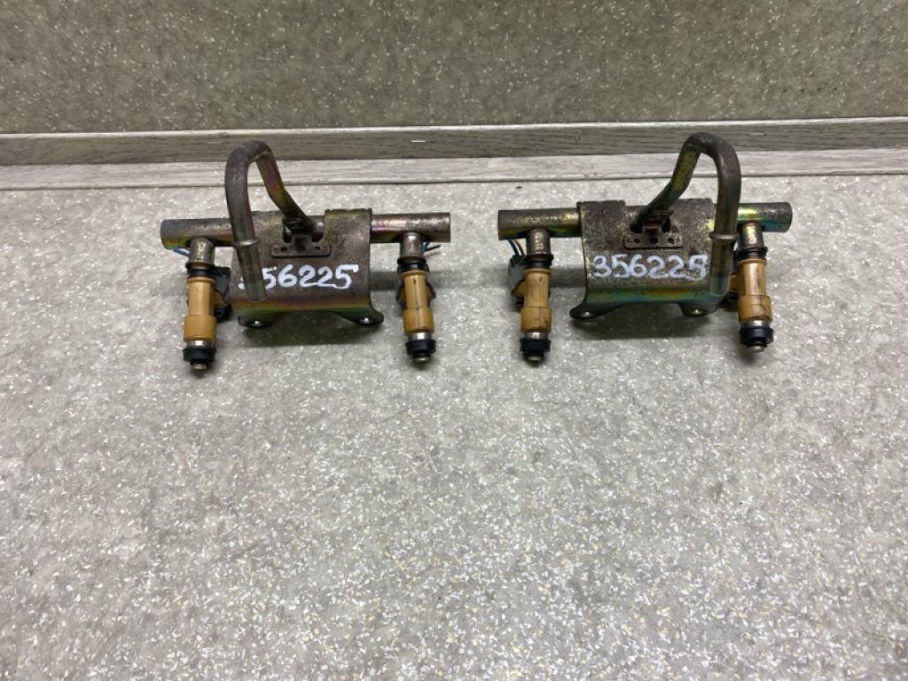 16611AA680 | Форсунка паливна SUBARU FORESTER SG 02-07