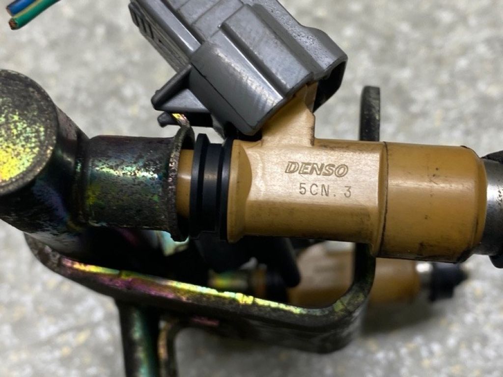 16611AA680 | Форсунка паливна SUBARU FORESTER SG 02-07 - Фото 5