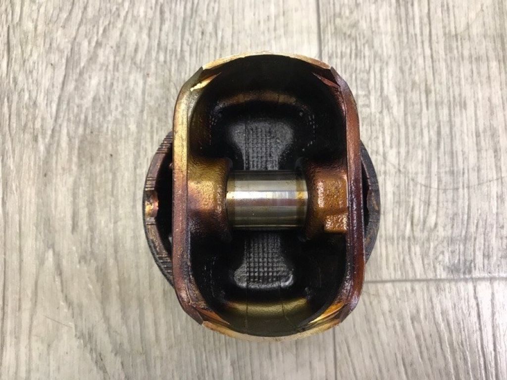 8M8E-6K100-GA | поршень MAZDA CX-9 06-16 - Фото 2