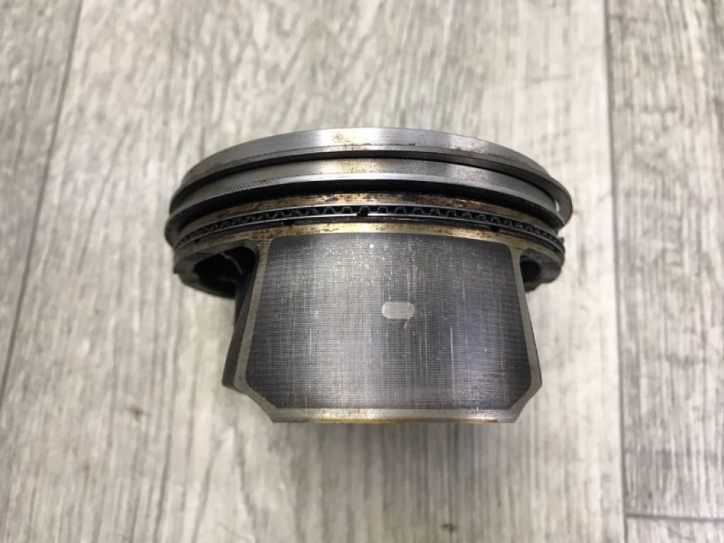 8M8E-6K100-GA | поршень MAZDA CX-9 06-16 - Фото 4