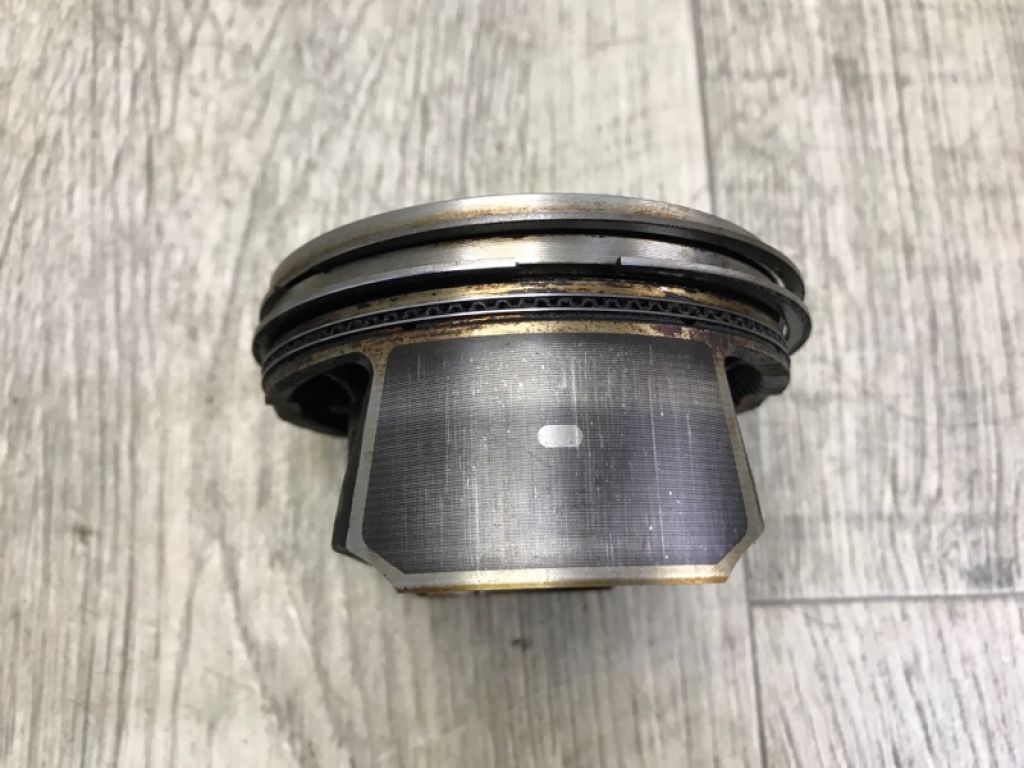 8M8E-6K100-GA | поршень MAZDA CX-9 06-16 - Фото 4