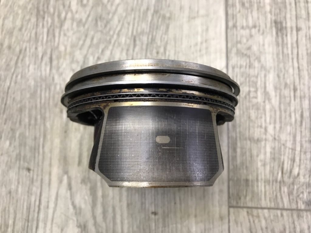 8M8E-6K100-GA | поршень MAZDA CX-9 06-16 - Фото 5