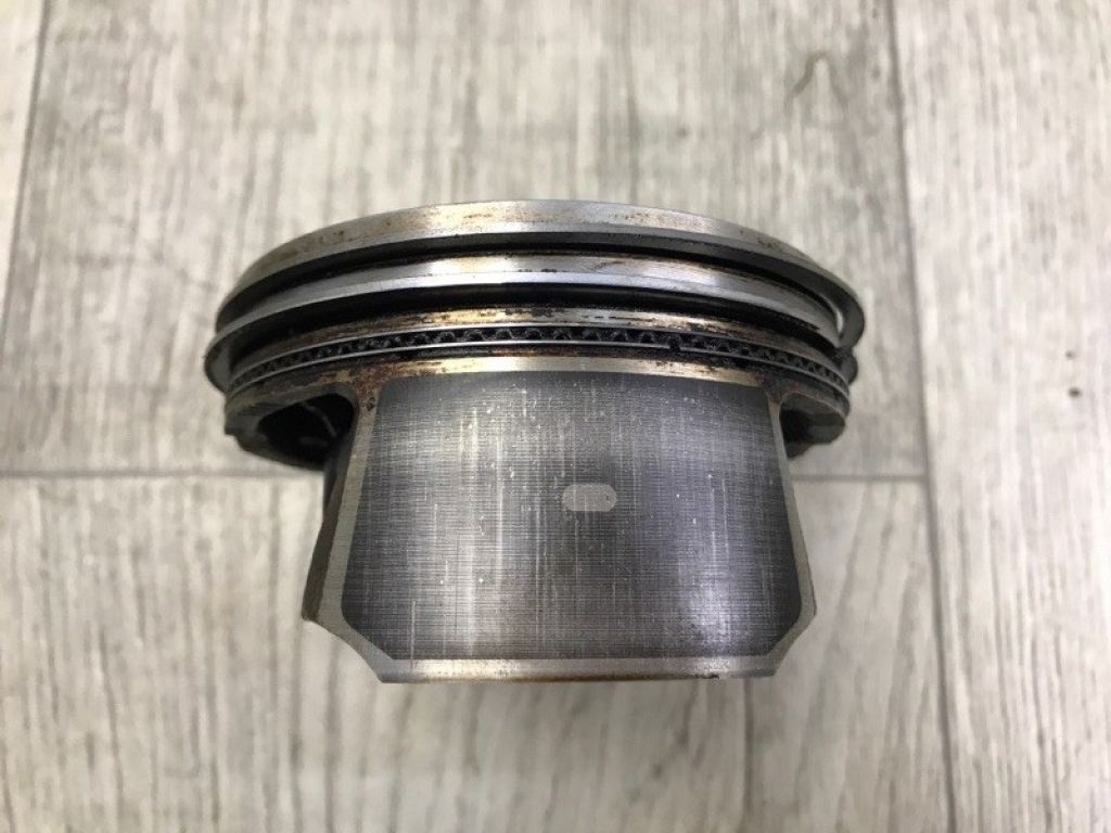 8M8E-6K100-GA | поршень MAZDA CX-9 06-16 - Фото 5