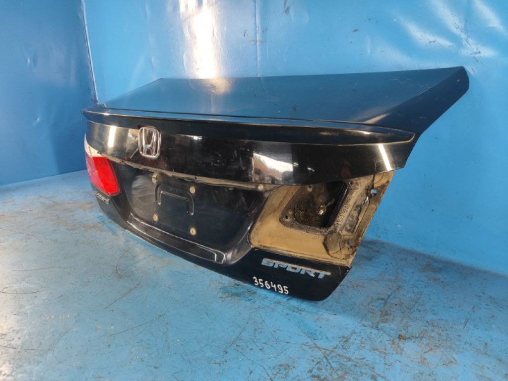 68500-T2F-A30ZZ | Кришка багажника HONDA ACCORD CR 13-18 - Фото 3