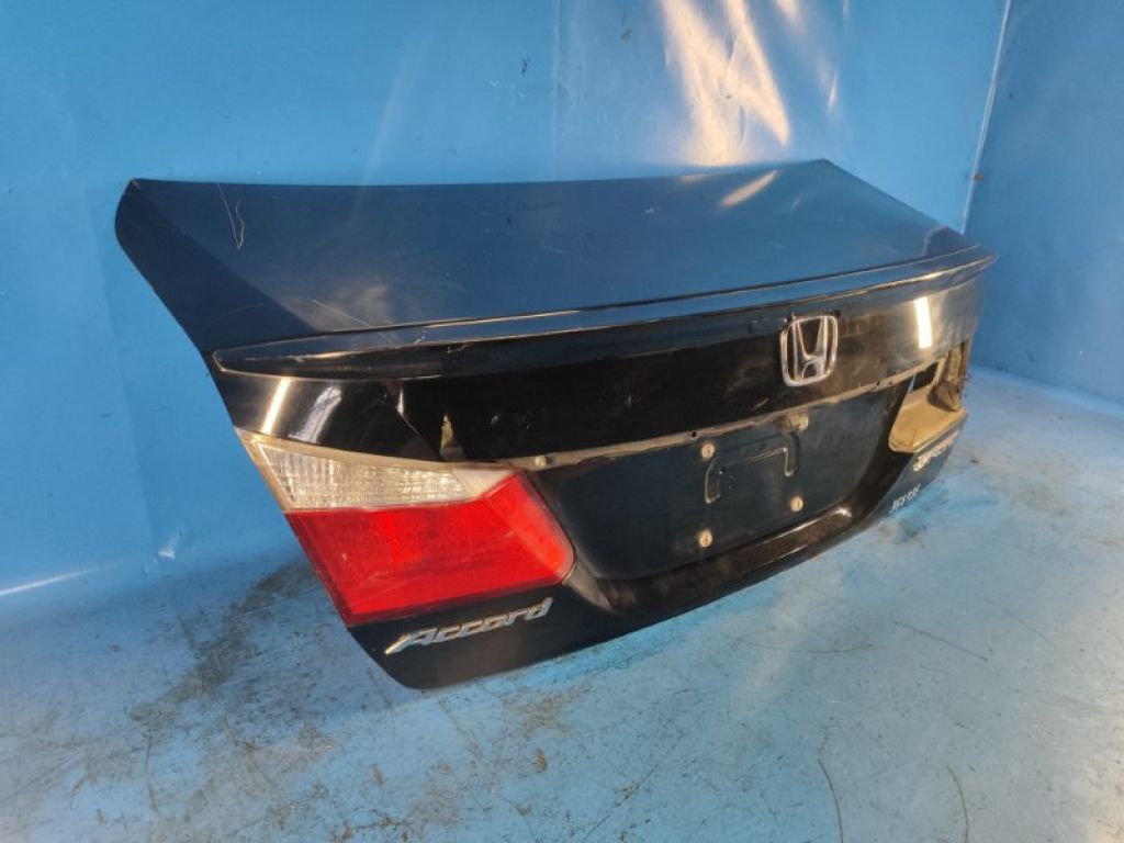 68500-T2F-A30ZZ | Кришка багажника HONDA ACCORD CR 13-18 - Фото 4