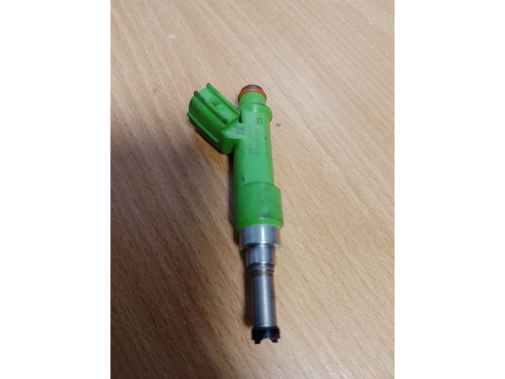 23209-09175 | Форсунка топливная TOYOTA CAMRY 55 14-17