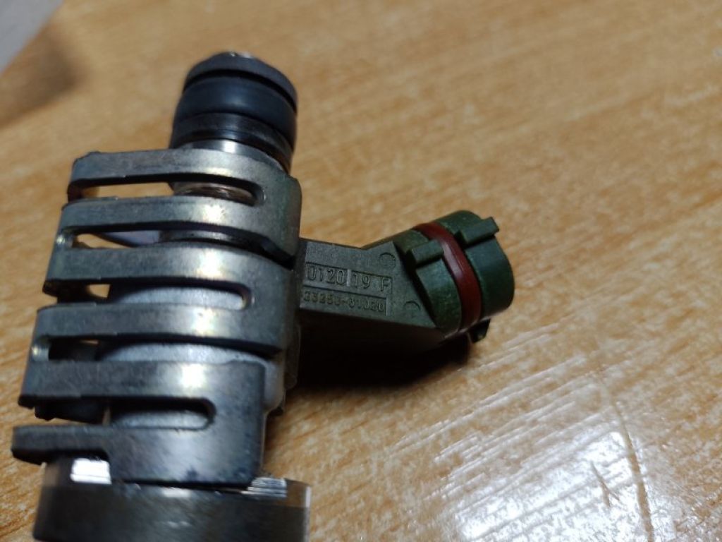 Форсунка топливная LEXUS IS250/350 05-13 - Фото 4