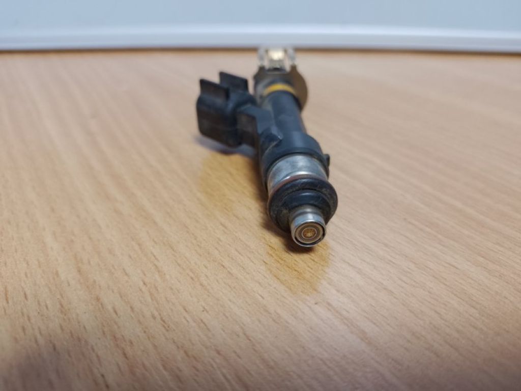 L3G5-13-250 | Форсунка топливная MAZDA 3 BK 03-08 - Фото 3