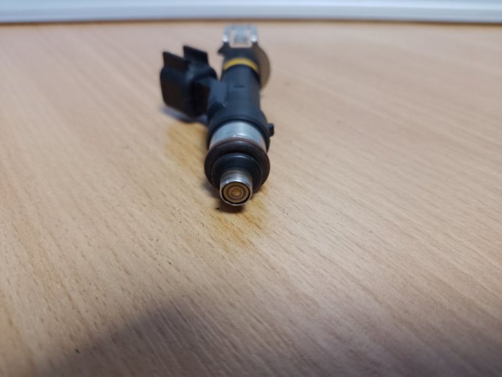 L3G5-13-250 | Форсунка топливная MAZDA 3 BK 03-08 - Фото 3